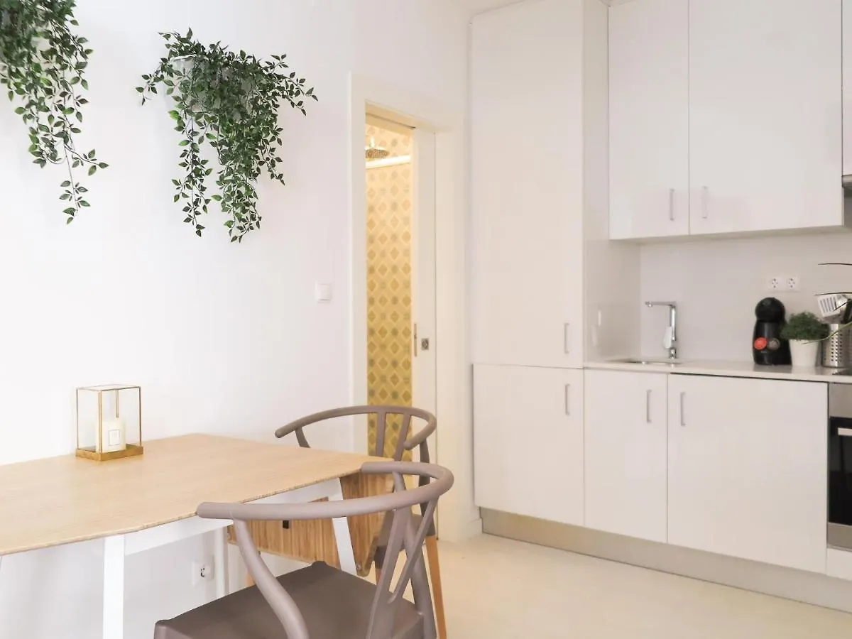 Bica Lisbon Sunshine Central Bright And Cozy Apt Portugal